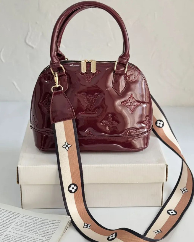 کیف Louis vuitton کیف سوما کد ۵۰۲۲